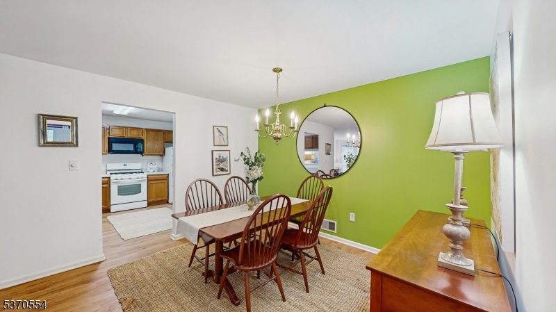 50 Pine St 4E