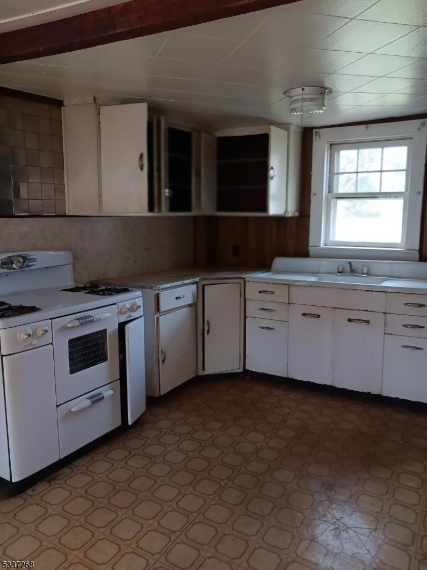 157 Westfield Ave