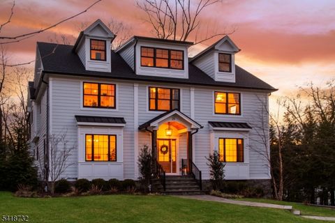 25 Greenwood Ave Chatham Boro NJ 07928