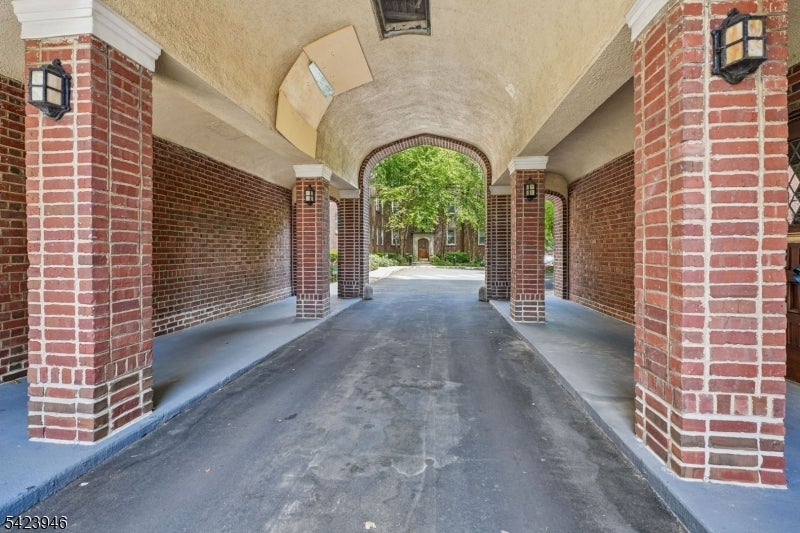 133 Summit Ave 39
