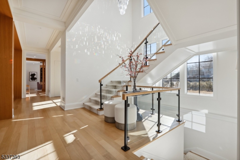 128 Woodland Ave