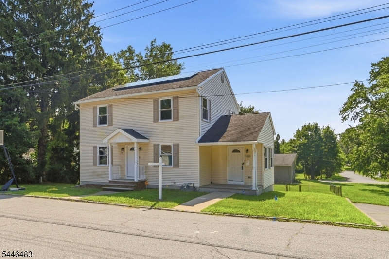 160 Lincoln Ave