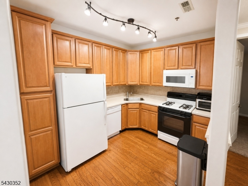271 Windmill Ct