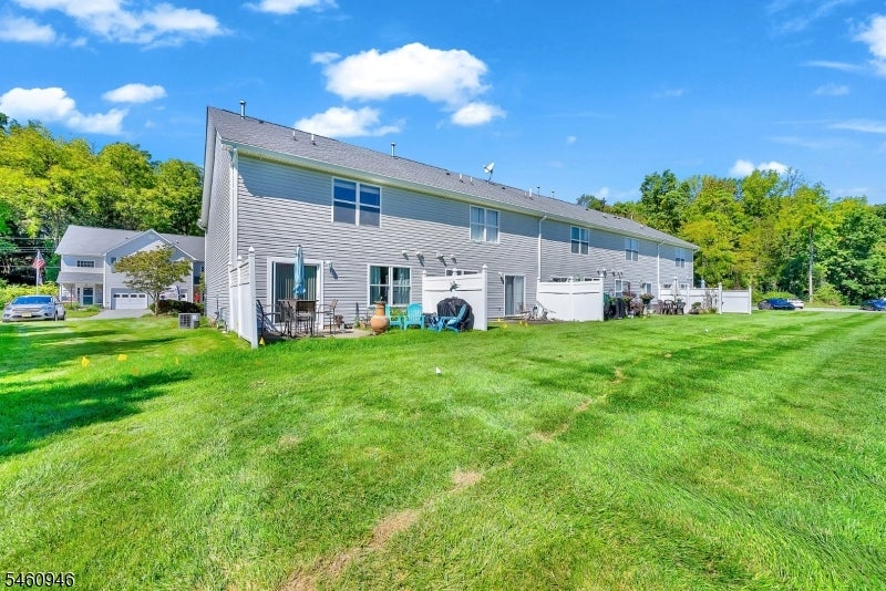 17 Beechmont Ter