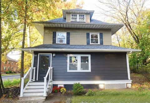 Photo of 32 Elmwood Ave #2, East Orange, NJ 07018 (MLS # 3996204)