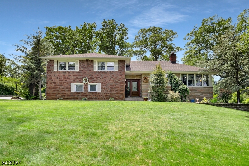 28 Pepper Rd