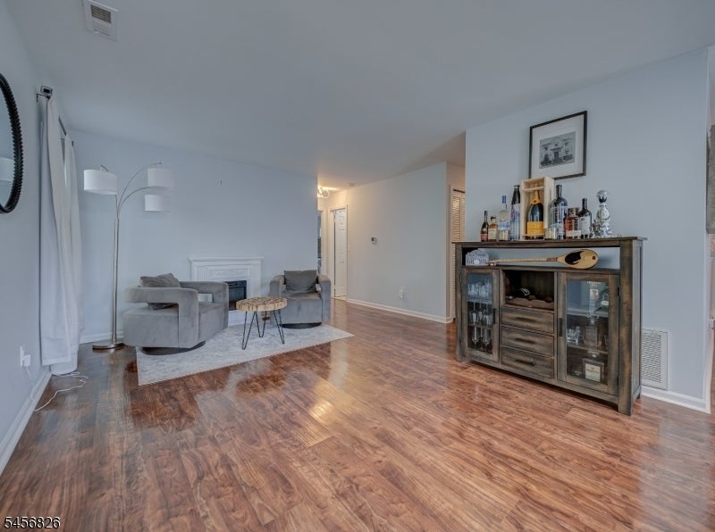 338 Phoebe Ct