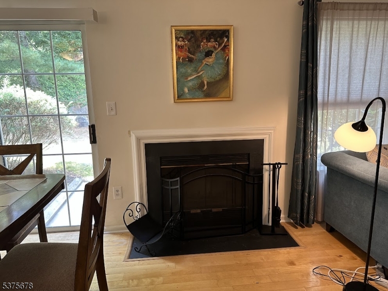 3 Woodmont Dr