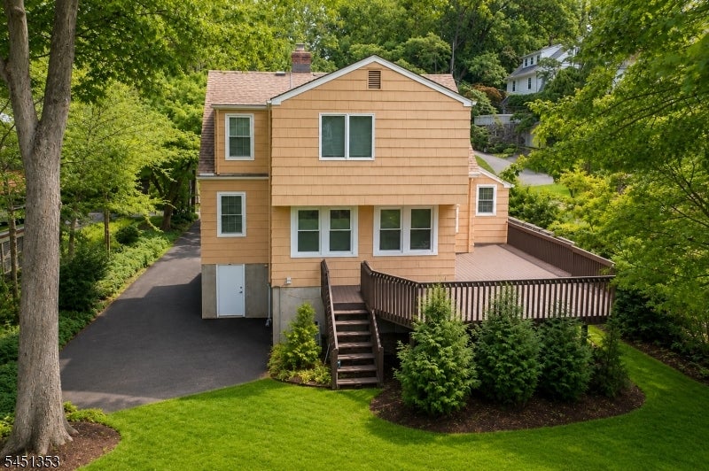 14 Brook Ct