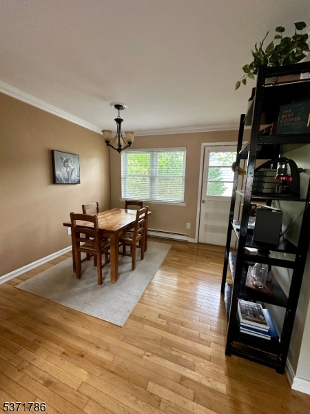 422 Ringwood Ave A208