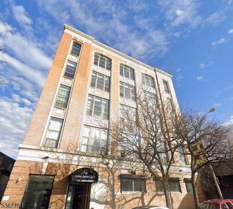 Photo for 175 Broadway 205