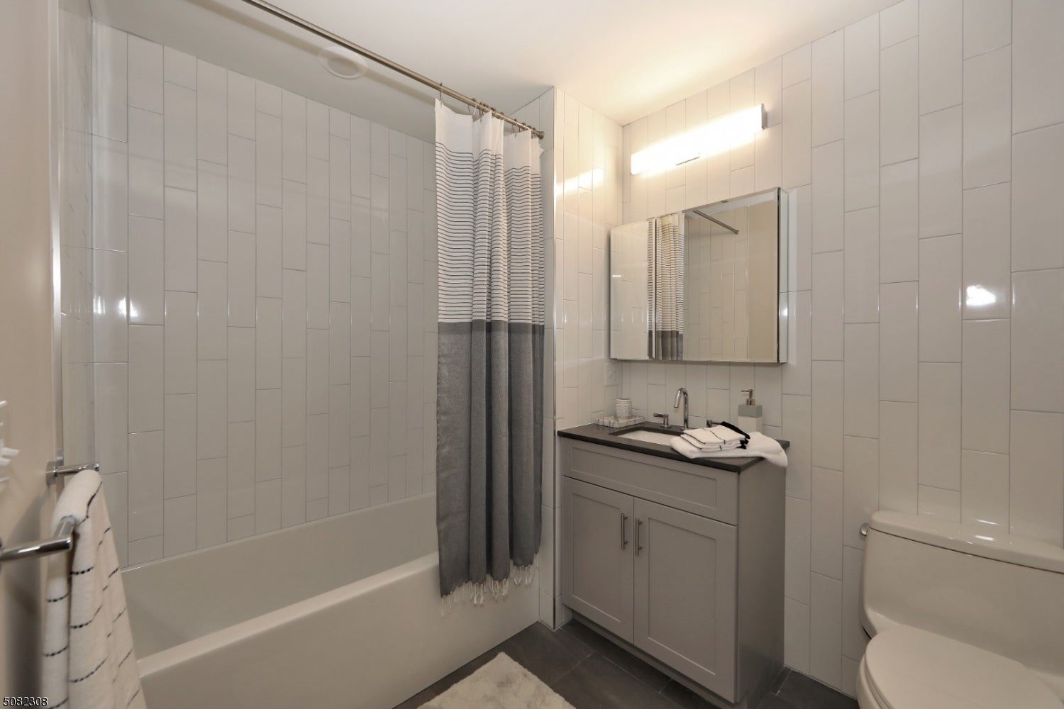 548 Franklin Ave 318