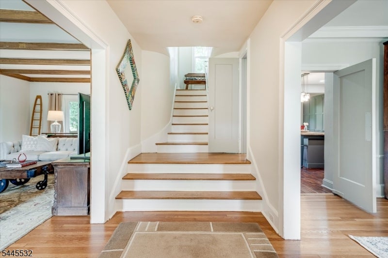209 Grove Rd