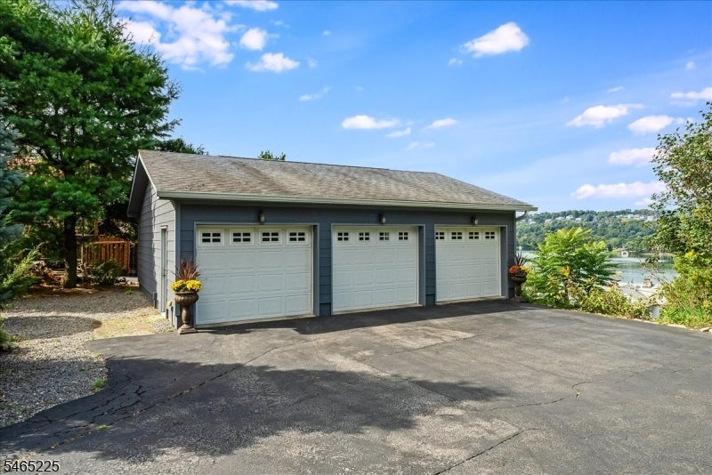 10 Highview Rd