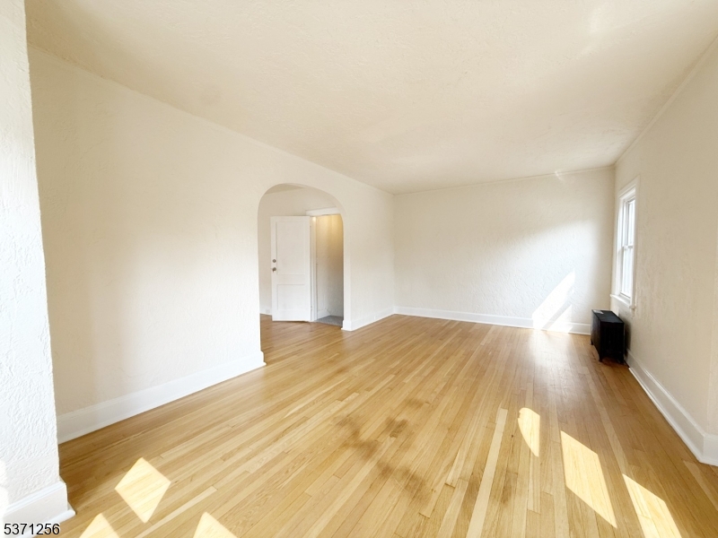 166 Washington Pl