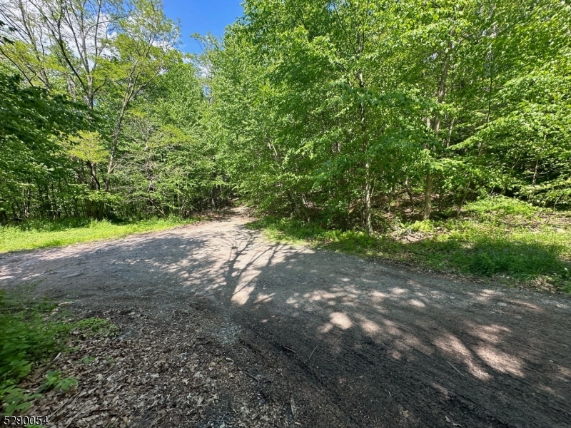 0 Gladstone Rd