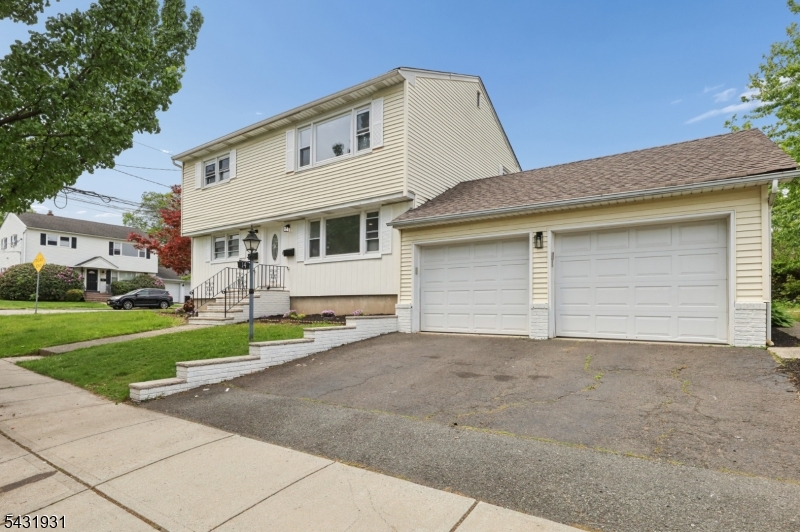 14 John St 2