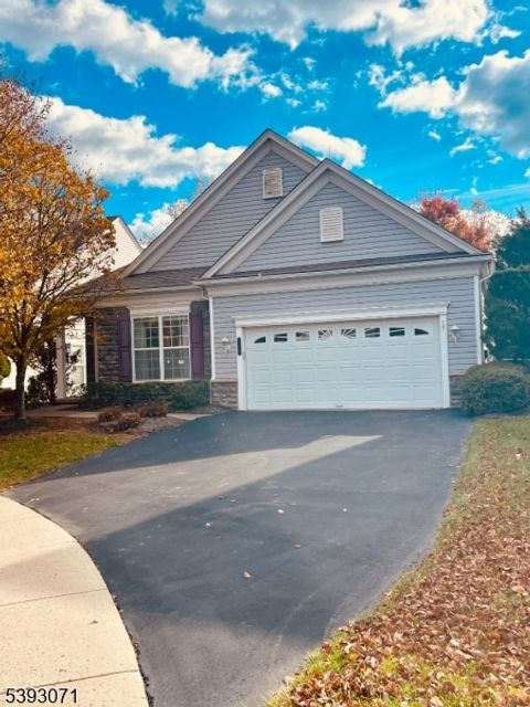 Photo of 212 Sherwood Ct, Franklin, NJ 08873 (MLS # 3995798)