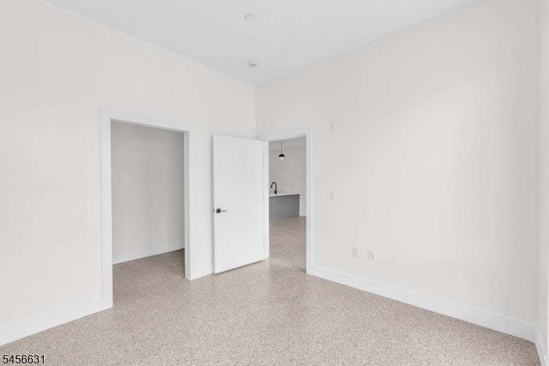 127 South Ave 201