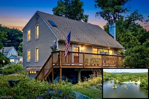 Photo for 26 Lake Shore Rd W