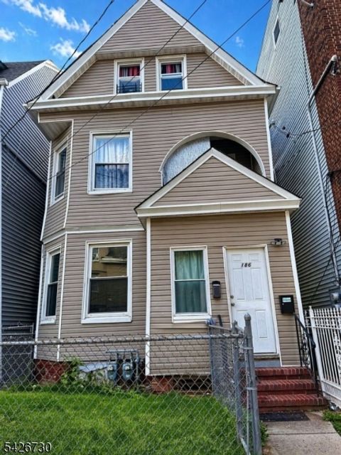 186 3Rd St 1 Newark City NJ 07107