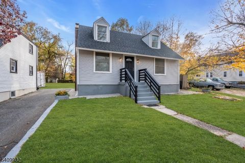 26 Center Oak Ave Lawnside Boro NJ 08045