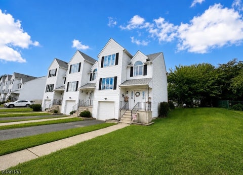 Photo for 271 W High St