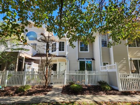 Photo of 39 Academy Court, Bedminster, NJ 07921 (MLS # 3995553)