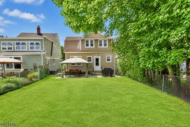 14 Cleveland St