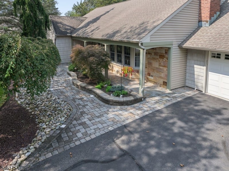 34 Hughes Rd