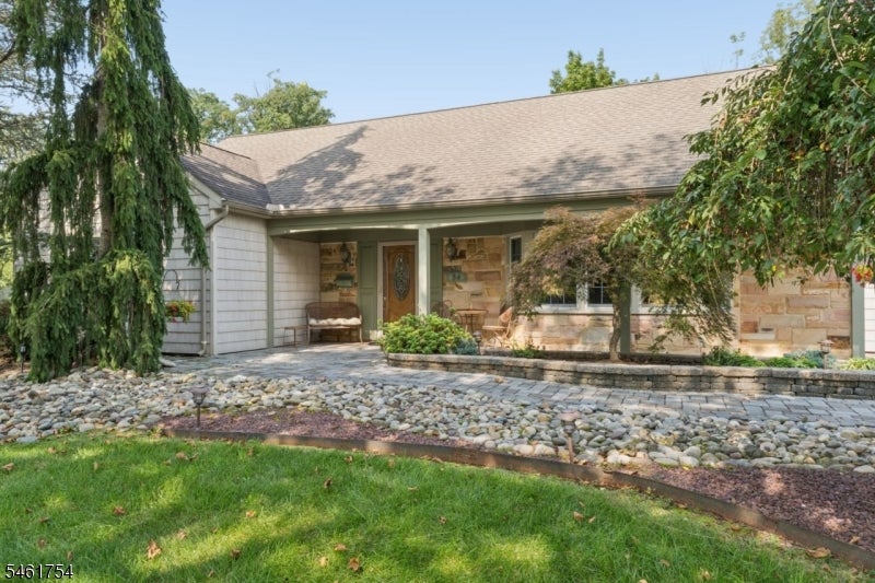 34 Hughes Rd