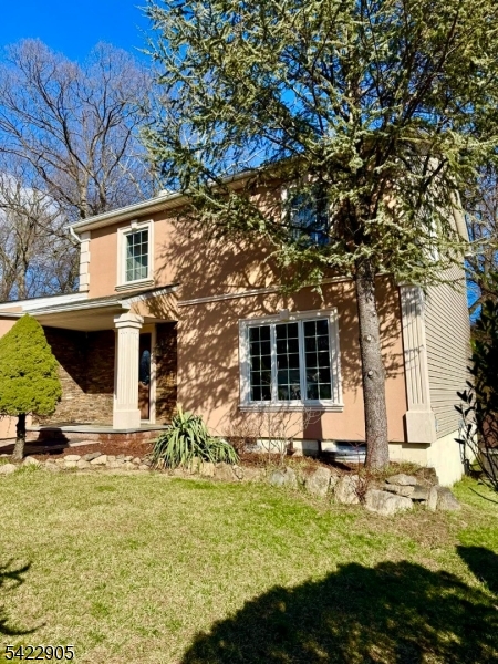 13 Algonquin Ave