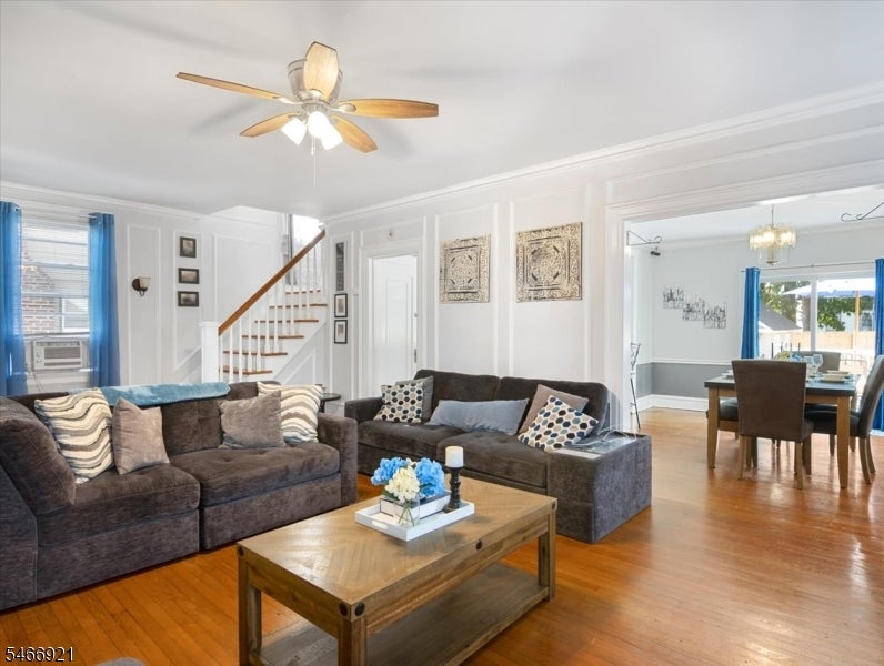 15 Whitman Ave
