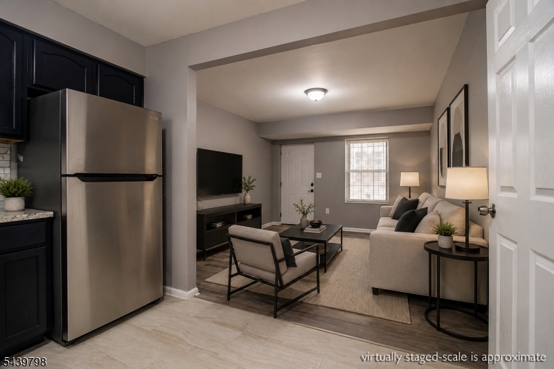 280 Jelliff Ave 1