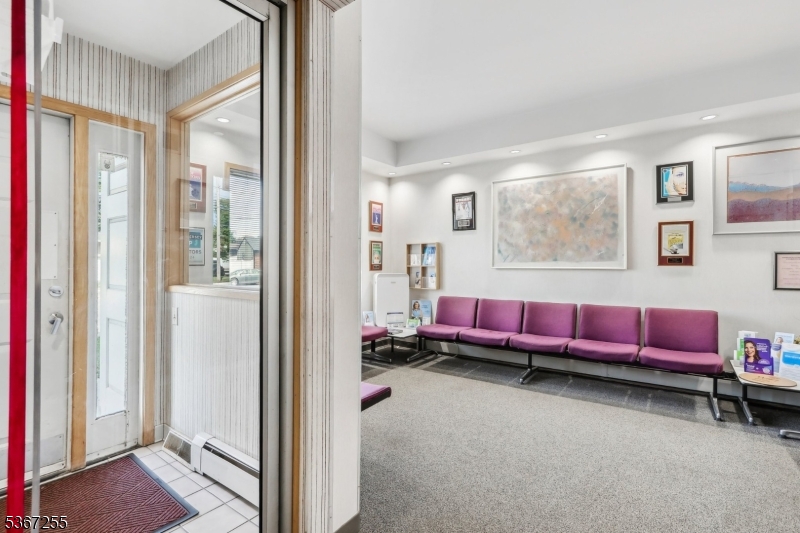 1530 Saint Georges Ave