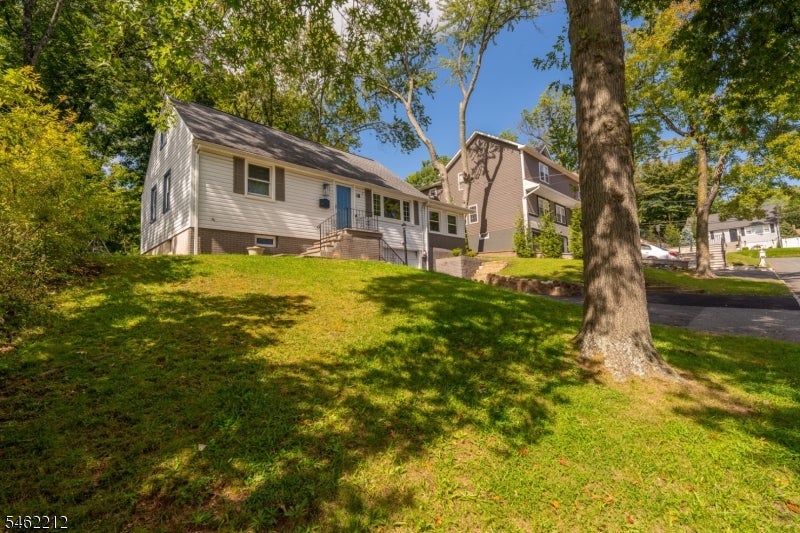 18 Lorelei Rd