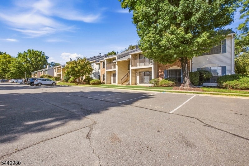 61 Taylor Dr