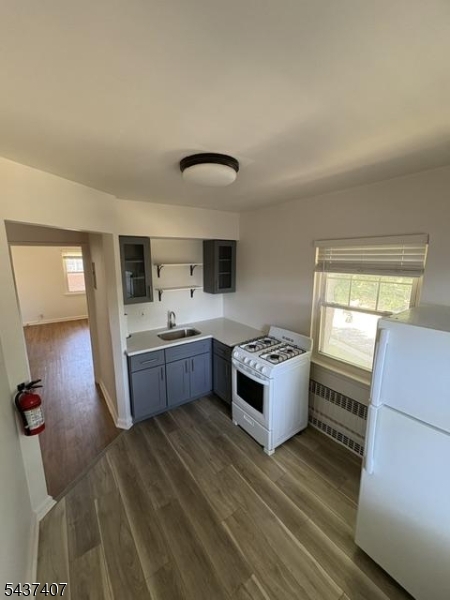 152 Belleville Ave 17