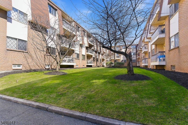 1150-1190 W St Georges A19