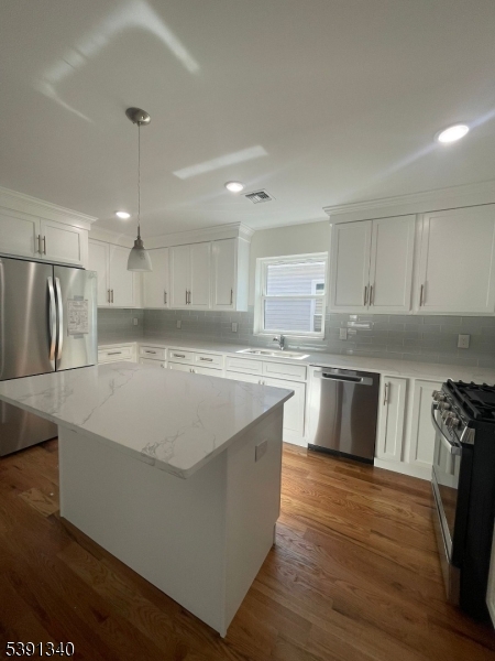 129 Jacques St