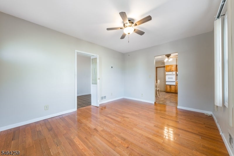 914 Woodlawn Ave