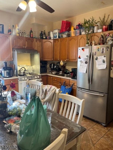 8 Zabriskie St