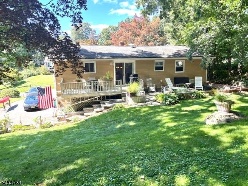 30 Woodlawn Ter