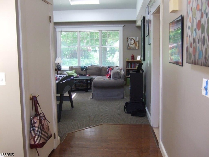 744 Grandview Ave
