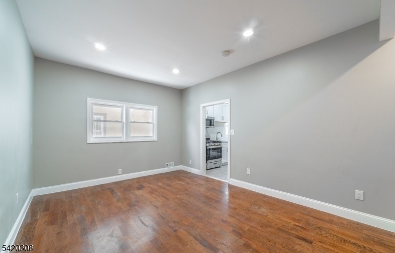 155 Tichenor Ave Unit 1 1