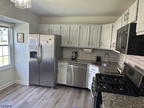 Photo for 14 Albury Way
