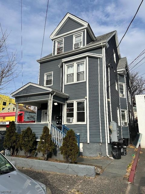 267 Ellison St Paterson City NJ 07501