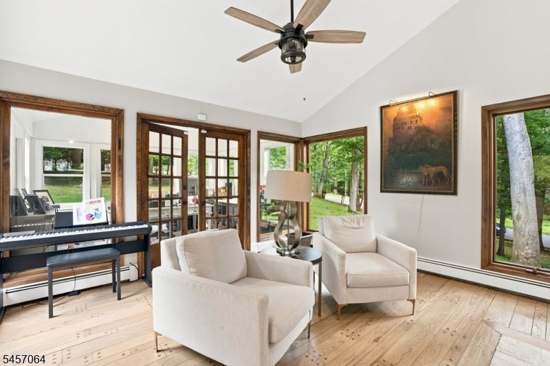 7 Sleepy Hollow Rd