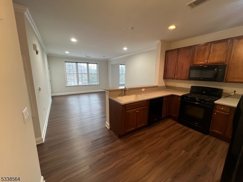8105 Sanctuary Blvd 105
