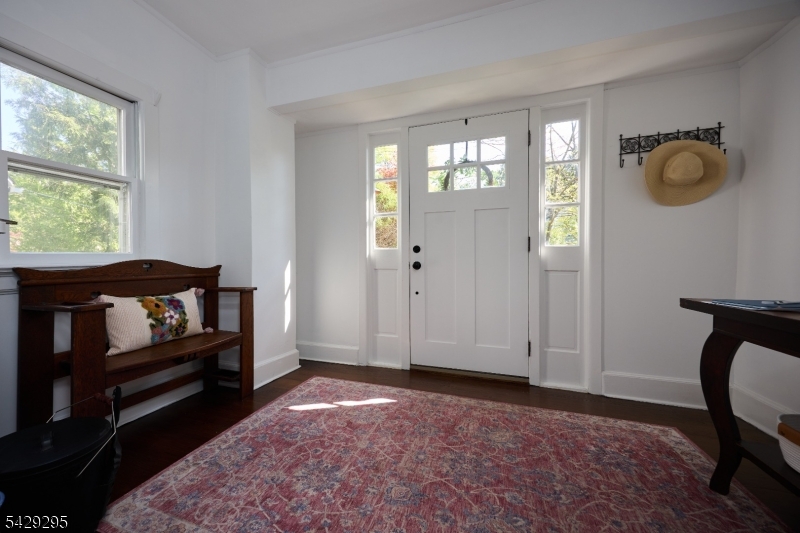 1 Edgewood Pl